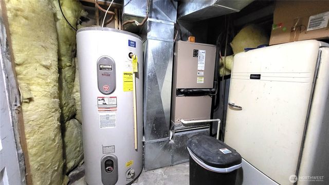 1113 S County Road, Warden, WA 98857