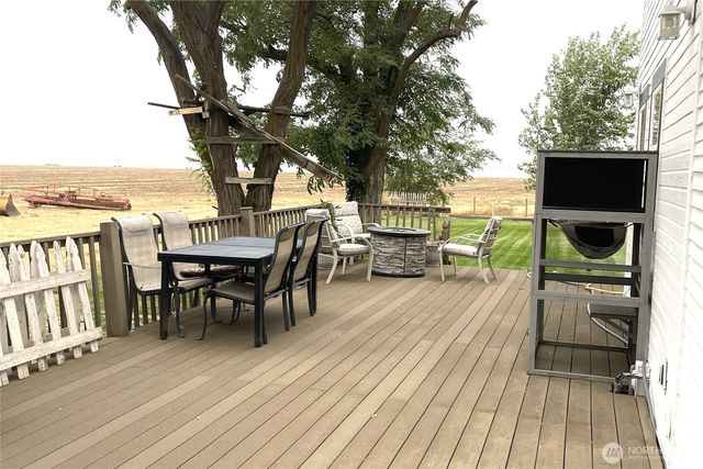 1113 S County Road, Warden, WA 98857