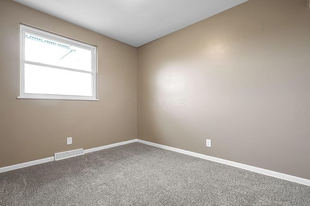 1364 Roberts Place, Columbus, OH 43207