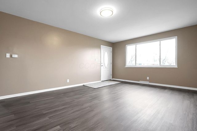 1364 Roberts Place, Columbus, OH 43207