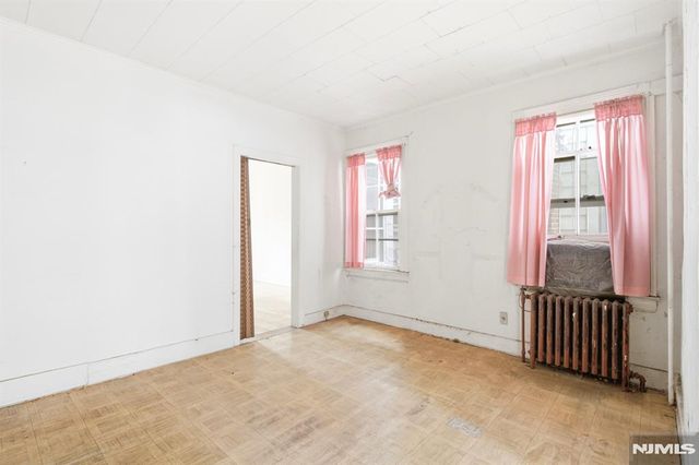 205 Beacon Avenue, Jersey City, NJ 07306