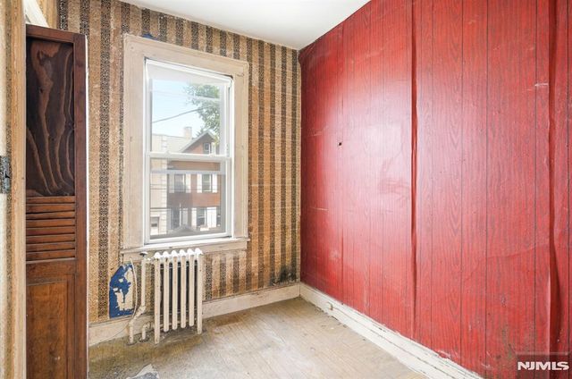 205 Beacon Avenue, Jersey City, NJ 07306