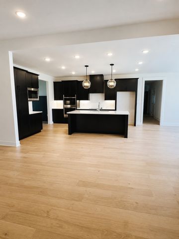 120 Denton Ct, Clarksville, TN 37043