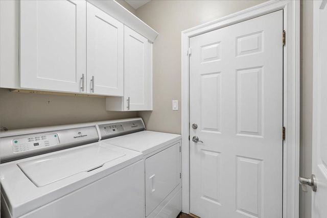 5 Pebble Beach Drive, Bedford, NH 03110