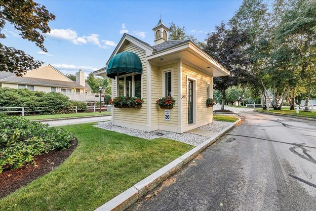 5 Pebble Beach Drive, Bedford, NH 03110
