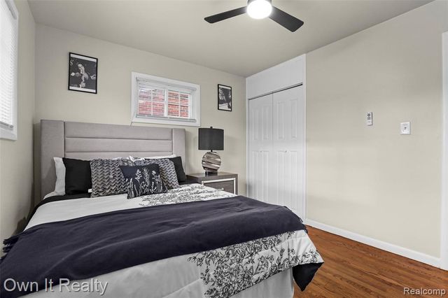 18266 Macarthur, Redford, MI 48240
