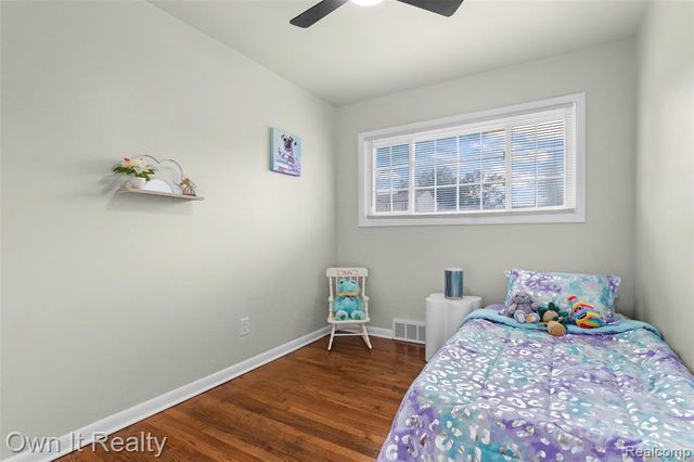 18266 Macarthur, Redford, MI 48240