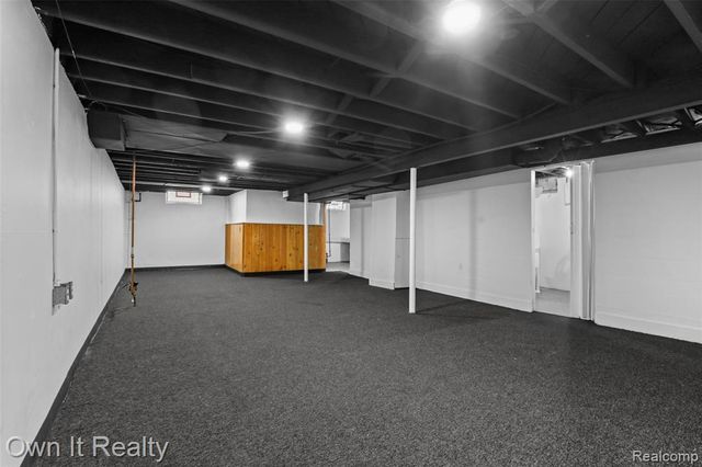 18266 Macarthur, Redford, MI 48240