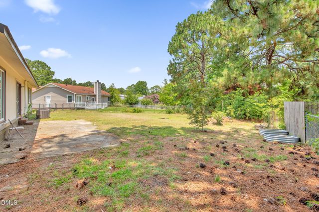 6920 Skyhawk Drive, Fayetteville, NC 28314