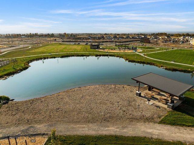 513 Reflector Road, Belgrade, MT 59714