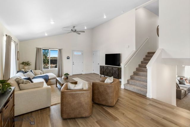 513 Reflector Road, Belgrade, MT 59714