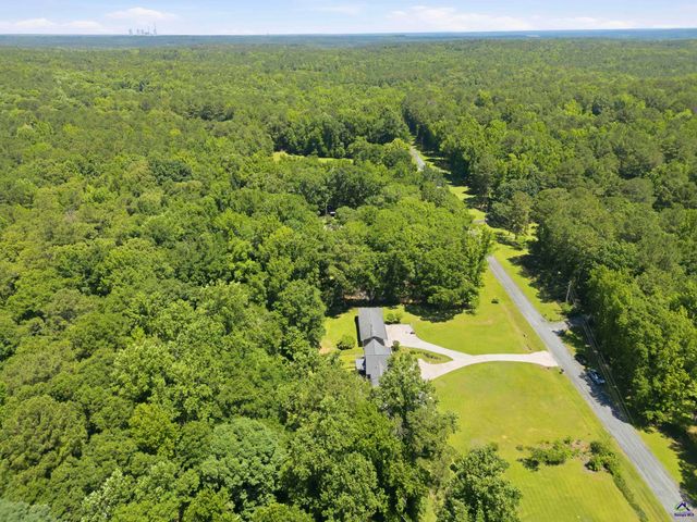 201 Sleepy Creek Road, Macon, GA 31210