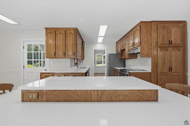 201 Sleepy Creek Road, Macon, GA 31210