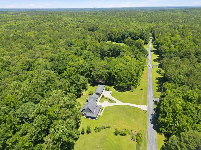 201 Sleepy Creek Road, Macon, GA 31210