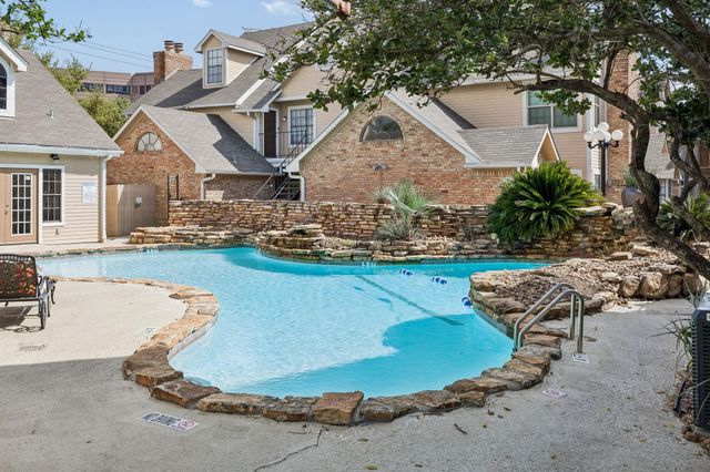 2300 Old Spanish Trail 2122, Houston, TX 77054