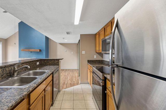 2300 Old Spanish Trail 2122, Houston, TX 77054