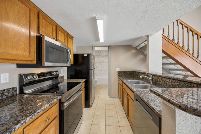 2300 Old Spanish Trail 2122, Houston, TX 77054