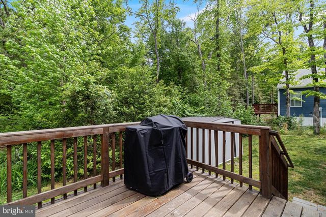 32 PLACID RD, Colonial Beach, VA 22443