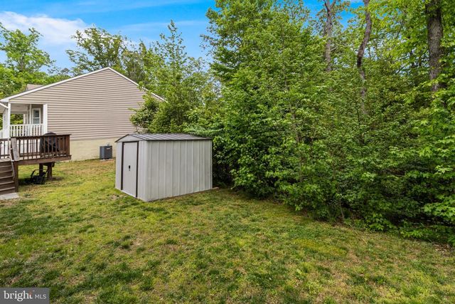 32 PLACID RD, Colonial Beach, VA 22443