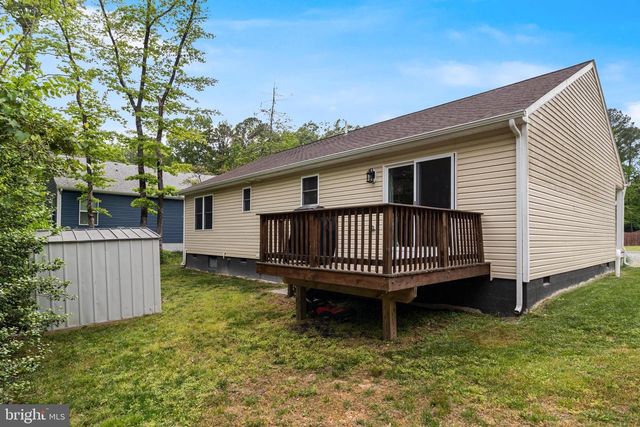 32 PLACID RD, Colonial Beach, VA 22443