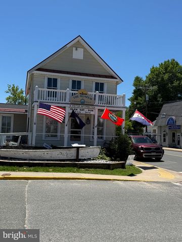 32 PLACID RD, Colonial Beach, VA 22443
