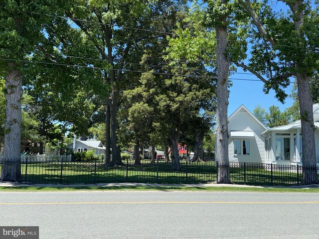 32 PLACID RD, Colonial Beach, VA 22443