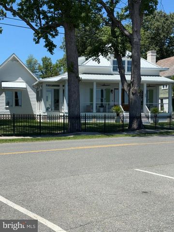 32 PLACID RD, Colonial Beach, VA 22443