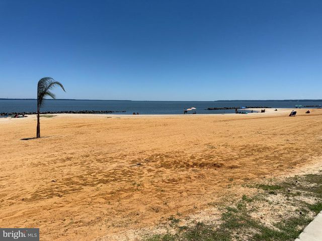 32 PLACID RD, Colonial Beach, VA 22443