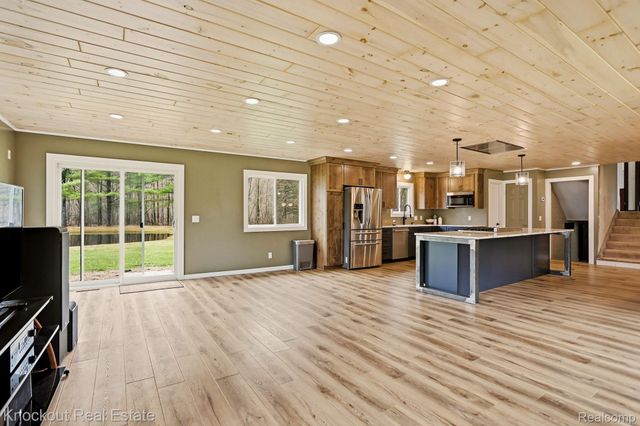 3467 Pebble Creek Drive, Vassar Township, MI 48768