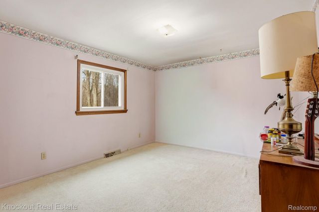 3467 Pebble Creek Drive, Vassar Township, MI 48768