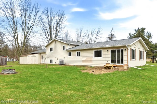 3467 Pebble Creek Drive, Vassar Township, MI 48768