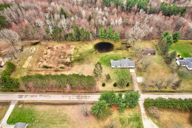 3467 Pebble Creek Drive, Vassar Township, MI 48768