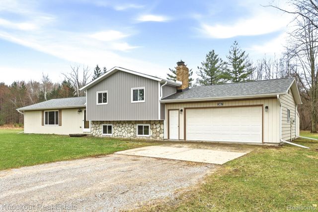 3467 Pebble Creek Drive, Vassar Township, MI 48768