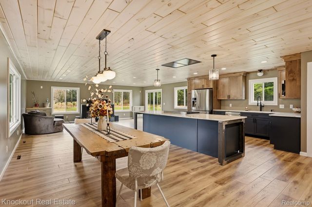 3467 Pebble Creek Drive, Vassar Township, MI 48768