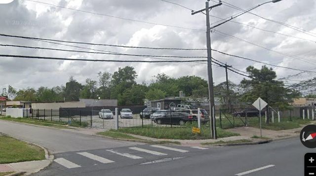 11320 Cullen Boulevard, Houston, TX 77047