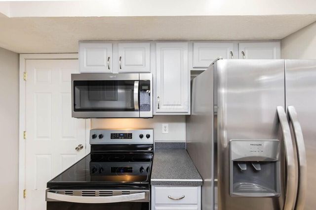 2439 Sutter Parkway, Dublin, OH 43016