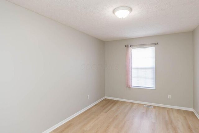 2439 Sutter Parkway, Dublin, OH 43016