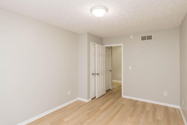 2439 Sutter Parkway, Dublin, OH 43016