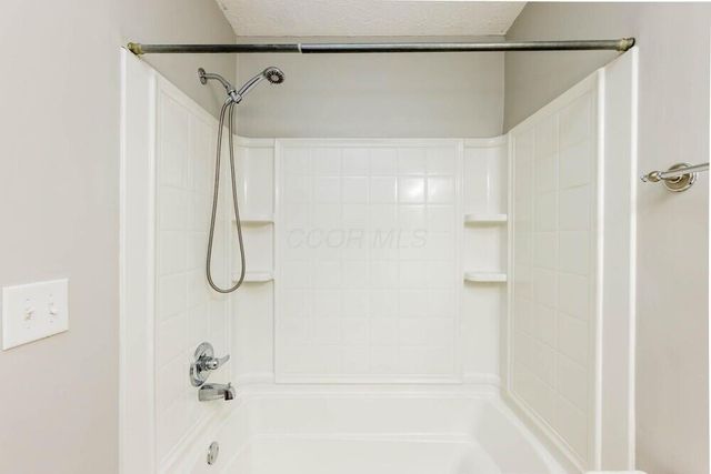 2439 Sutter Parkway, Dublin, OH 43016