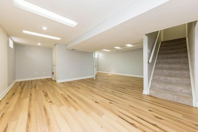 2439 Sutter Parkway, Dublin, OH 43016