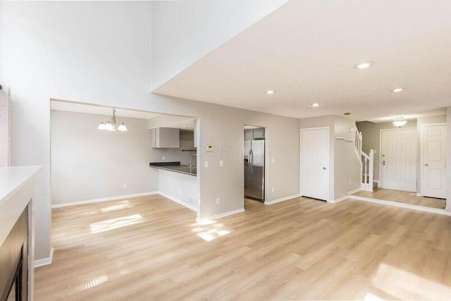 2439 Sutter Parkway, Dublin, OH 43016