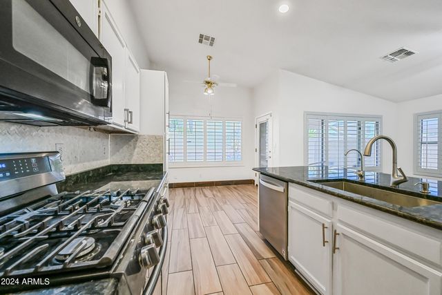 4436 E Mountain Sage Drive, Phoenix, AZ 85044