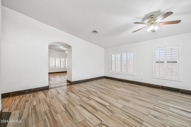4436 E Mountain Sage Drive, Phoenix, AZ 85044