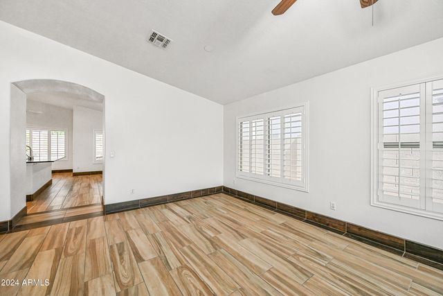 4436 E Mountain Sage Drive, Phoenix, AZ 85044