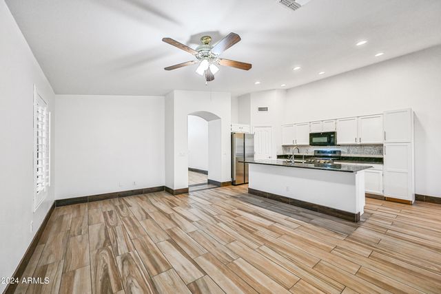 4436 E Mountain Sage Drive, Phoenix, AZ 85044