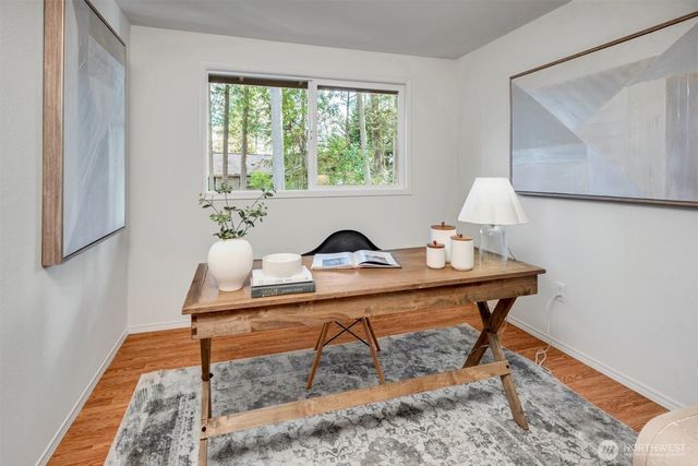 11725 NE 102nd Place, Kirkland, WA 98033