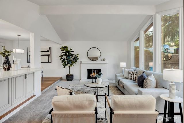 11725 NE 102nd Place, Kirkland, WA 98033