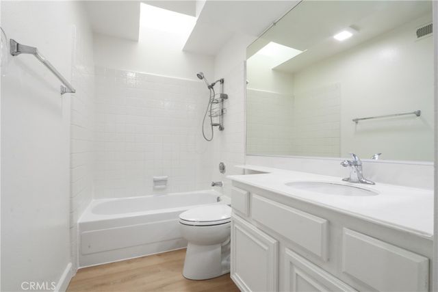 22 Fabriano, Irvine, CA 92620