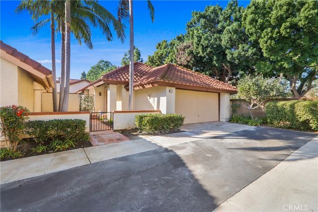 22 Fabriano, Irvine, CA 92620