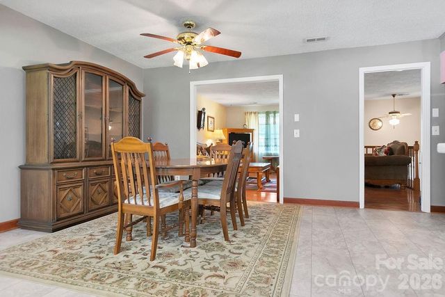 1482 Island Ford Road, Brevard, NC 28712
